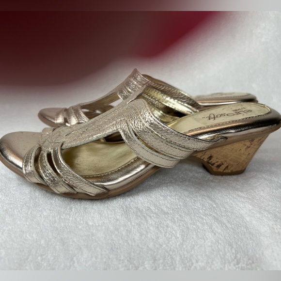 Euro Soft. Gold Cushioned comfort - Picture 2 of 4